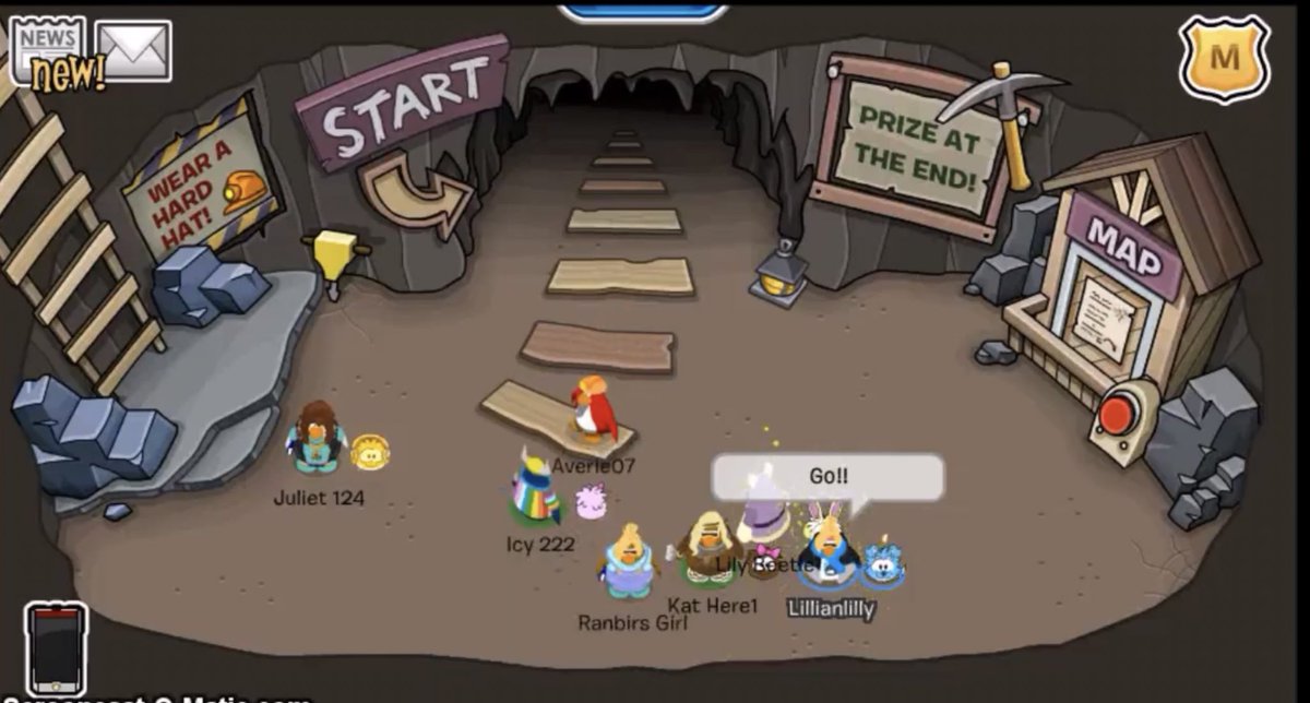 IceWolfcp's tweet photo. I remember when Classic club penguin released a maze and me and my friends thought it would be fun if we play a game where we try to run and see who finish first! https://t.co/UYetEj8SB4