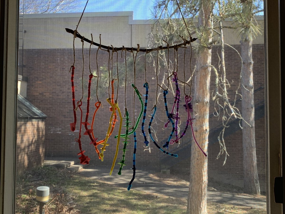 DonnaK_AC3s's tweet photo. Rainbow Hanging #ACThrees @ACSRochester #cooperativeart #earlychildhoodeducation @michelle_feiss @SwampTeacher #ROC https://t.co/69McSLTviJ
