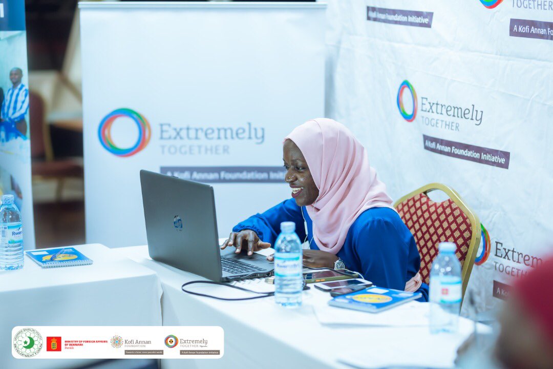 XtremelyUganda's tweet photo. The #ETExchange between @XtremelyUganda and @XtremelySomalia is #Virtual but it feels #REAL!!! 😎
Local chapters of @Xtremely2gether (Young people coming together against VE) - sharing the work they’ve been doing since the launch of their chapters
#PVE #ETConnect @KofiAnnanFdn https://t.co/FBwXhfV1Dx