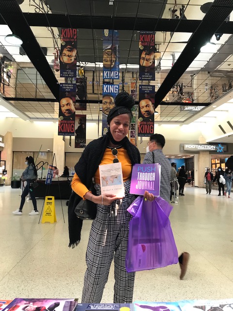 Avant_GardeBks's tweet image. We keep #PushThroughJournals by Kisha Smiley  because it's better to "WRITE it out" than fight it out! 😀 #LetsWriteTogether ✍🏿  avantgardebooks.net 📚