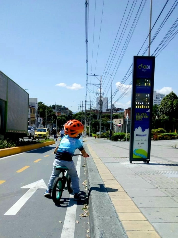 Ciclaramanga's tweet photo. El futuro de #Bucaramanga en una imagen 💚 https://t.co/YZ7ee2GX3p