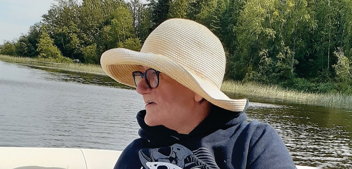 Our volunteer Billie says: To say, “Water is life” may sound corny, but I know of no other way to express the significance of water to me. Aside from the obvious physical need for water, just being near a lake, river or stream is always rejuvenating.
#water2me #wwdAB #ABwater