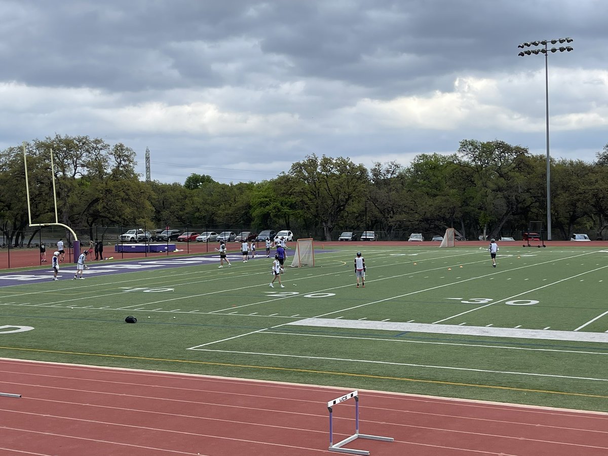 Barons_lax's tweet photo. A little breezy today at practice but the team is getting after it ! https://t.co/BMxAwj5KsA