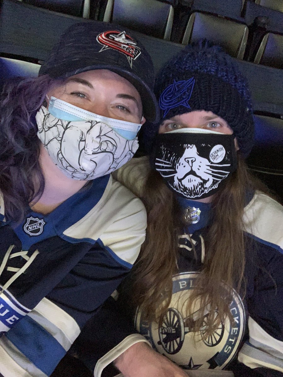 xapismarie's tweet image. We’re back!!! #fifthline #cbj