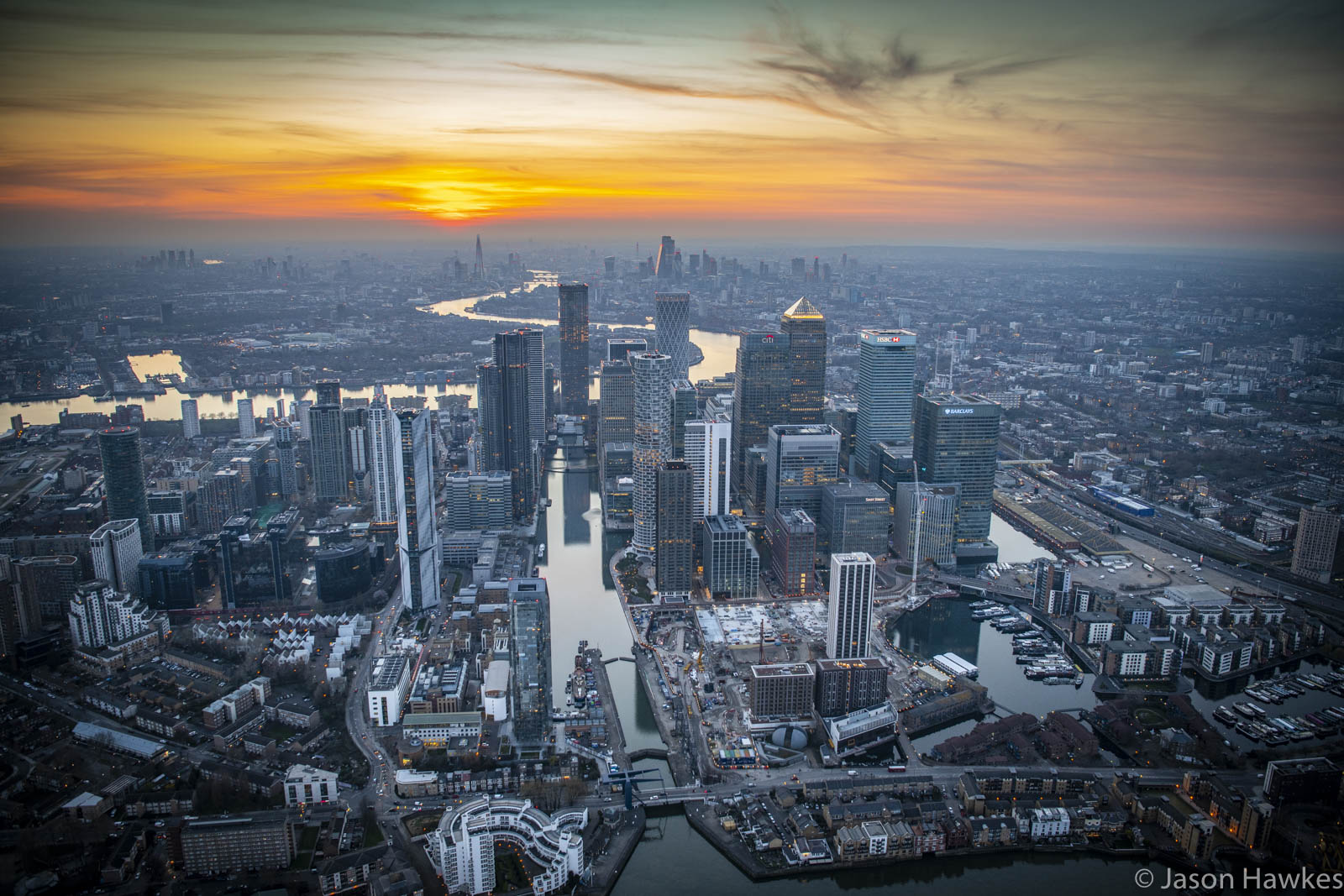 Prepositions of movement. Фразовый глагол pull. Предлоги направления в английском языке. Английский предлоги направления движения. Diy надпись.