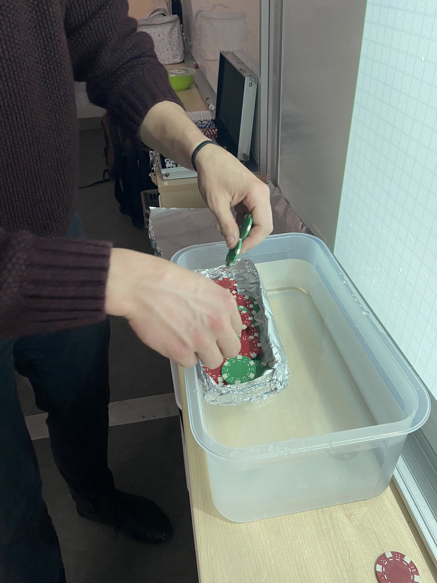jmoco95's tweet photo. In our Fluids unit today, we asked and tested if buoyancy “gave up” through the use of aluminum foil boats and the weight of poker chips. Thank you for the engaging lesson, @MrGabrie1! @StMargEagles https://t.co/QEkTN393ea