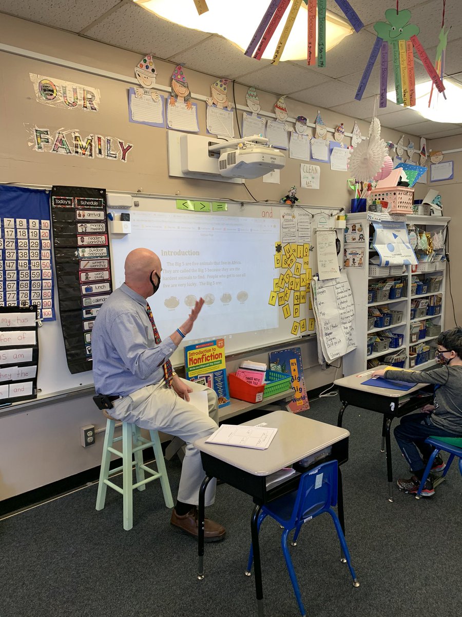 BassettsFirsts's tweet photo. @UMSChamps read his book on The Big Five! We are using his text amongst others to help us write our own all about books on an animal. https://t.co/B2H3nks4AI