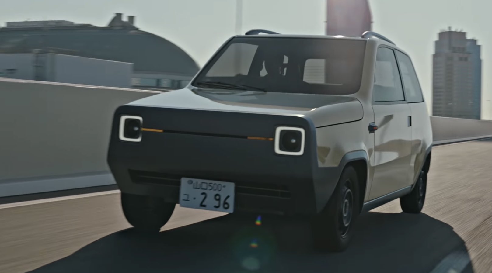 Takashi Sakamoto A Twitter ベージュのボディカラーの車 この車 ですが オリジナルのcmのために製作されたカスタムカー もしくはcgの可能性が高いです ユニクロcmに登場する車のナンバーは ゆ296 ユニクロ という細かい部分へのこだわり Mobility
