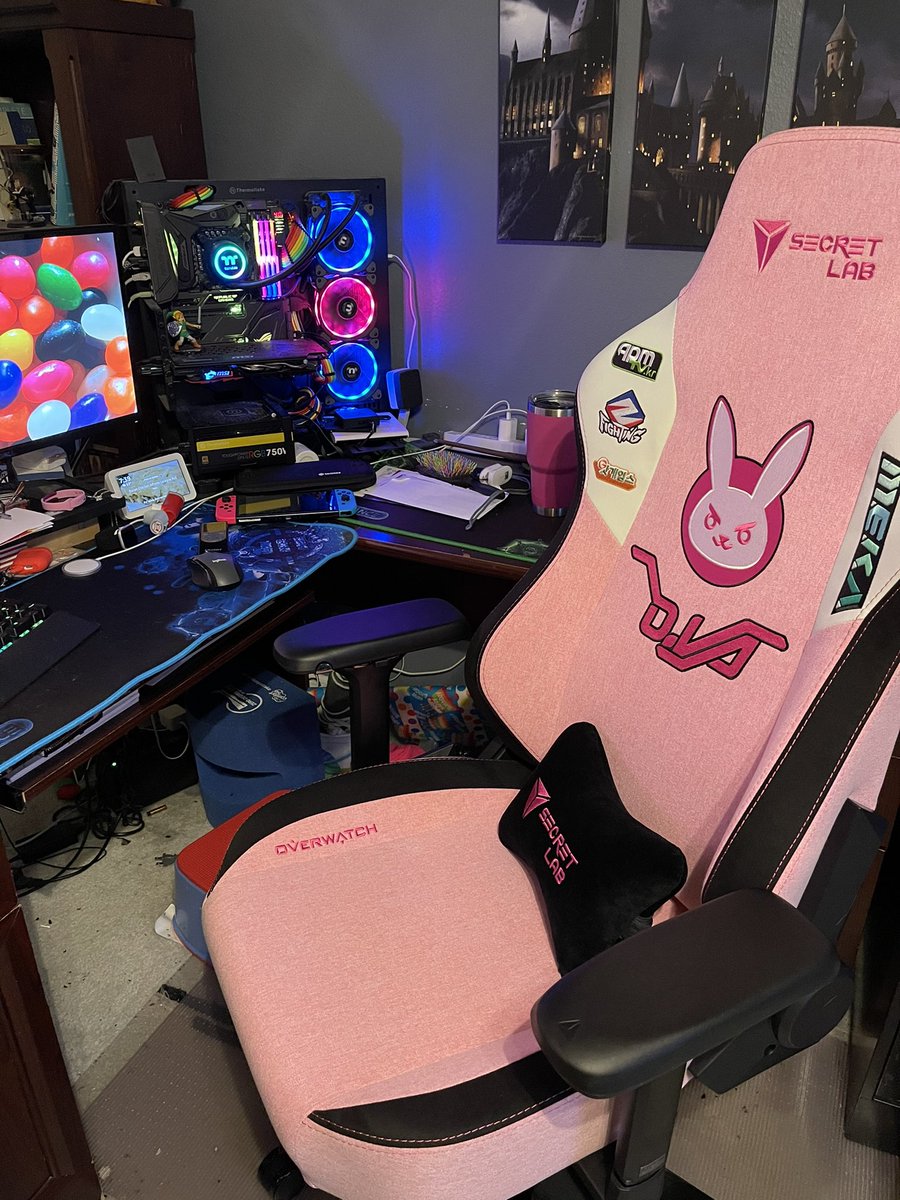 Everlost's tweet image. #Secretlab