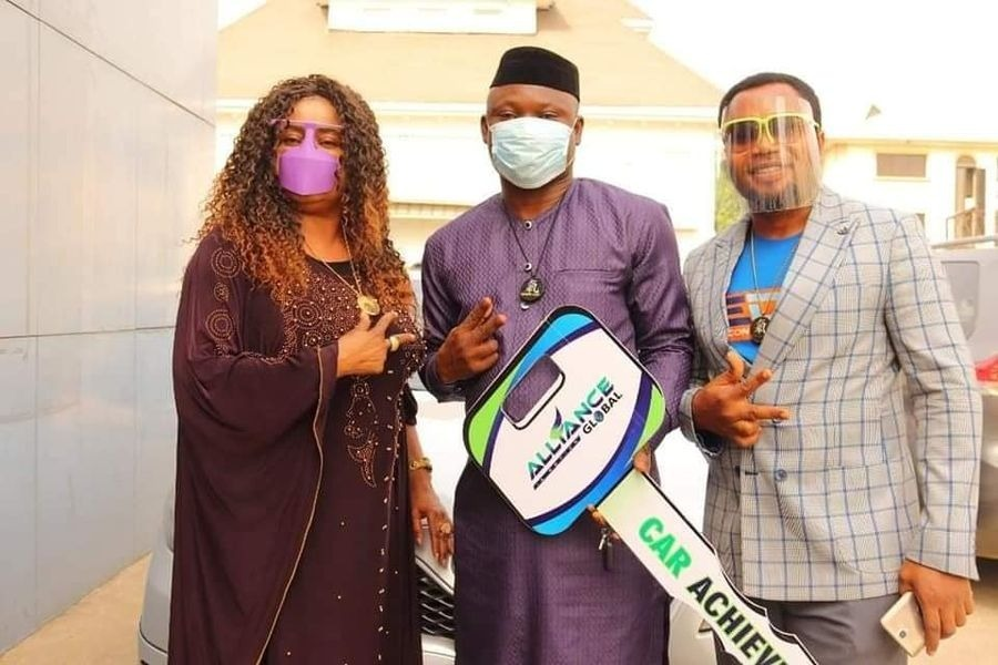 k_shinne's tweet photo. No one needs a second look at you to realize what a great achiever you are. You can accomplish anything that you desire for. 
Congratulations to our Newest Car Achiever, Mr. Fortune Bassey.
Keep believing in yourself and work hard; more achievements are yet to come!
Join us now! https://t.co/E9awP3GUc7