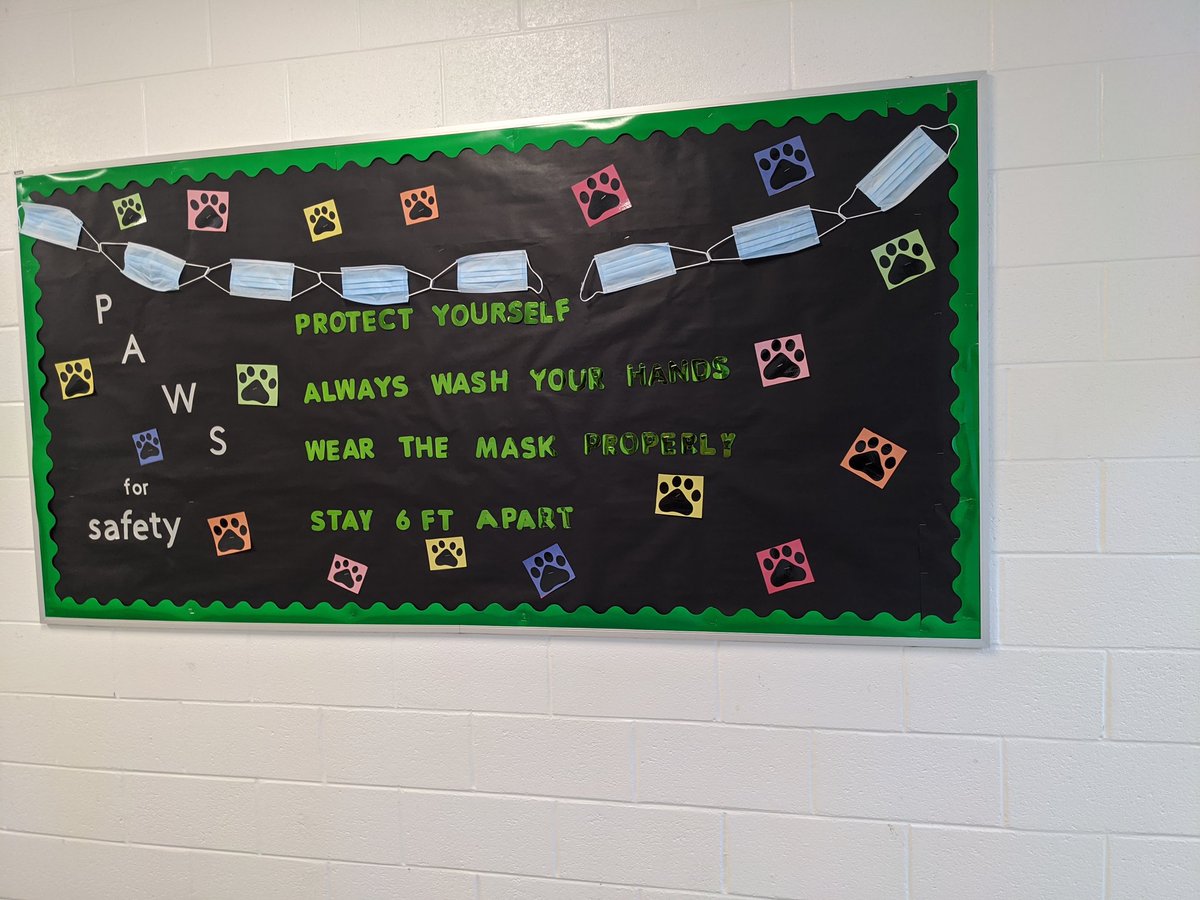 MrsLaBricciosa's tweet photo. @PikesvilleHS sets the stage for student and staff safety! 🐾 💜 #pawsforsafety @morlockmorlearn @sandragreid https://t.co/ObWmm0UfKc
