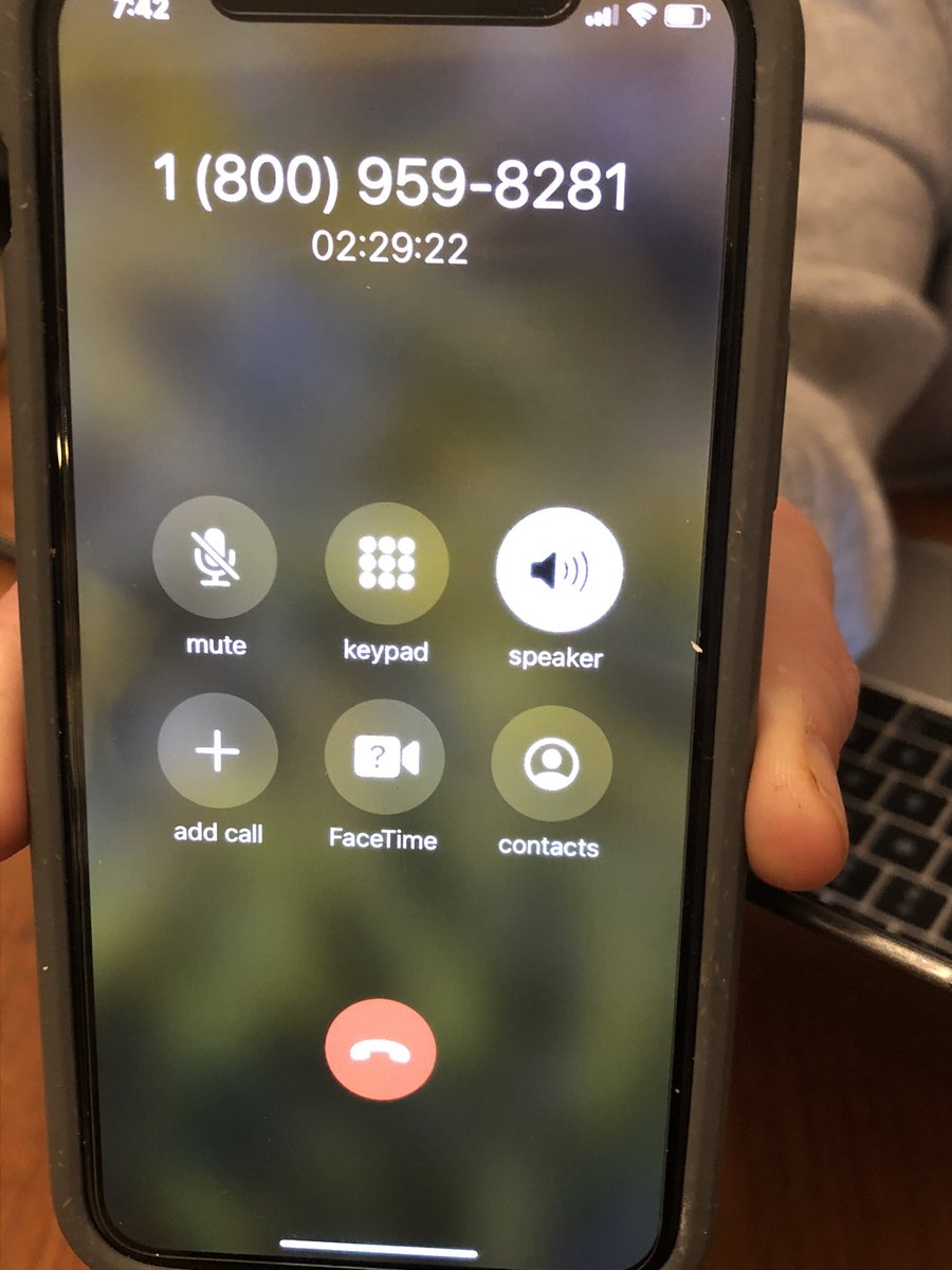 KrisJRoach's tweet photo. @CanRevAgency been on hold for over 2.5 hours to get a security code to log into my account...because it never came in the mail. Dear lord at least give us a call back option 🙈😫#thereHasToBeABetterWay https://t.co/xJl8FGSqDy