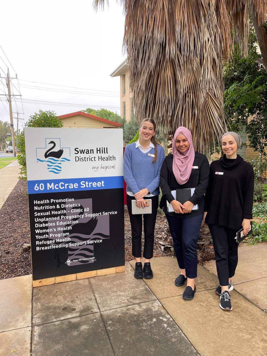 Today for #DietitiansWeek2021, #SwinDietetics is celebrating Community and Public Health Nutrition! #MakeANoiseforAPDs for our students in #SwanHill doing food literacy and #ACCESSHealth working in weight inclusivity

@Eatsclusive <a href="/AnnieDietitian/">Annie Lassemillante</a> <a href="/Swinburne/">Swinburne University of Technology</a> <a href="/dietitiansaus/">Dietitians Australia</a>