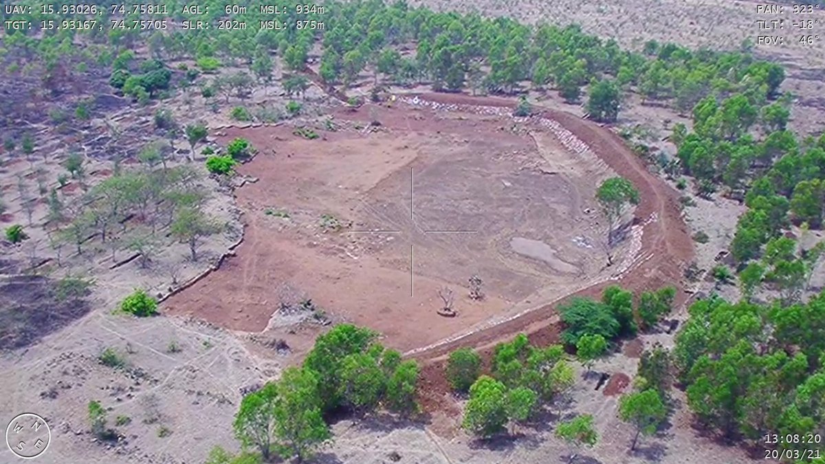 thisismeasp's tweet photo. ₹9 lakhs have been spent to generate 3239 person days in desilting &amp; repairing the bund of this lake under #MGNREGA in Belagavi.The work has increased the capacity of the lake by 2.2 million litres, (0.41 paise/litre).Wages have gone directly 2 d bank accounts of the villagers. https://t.co/wqOZbD1zGL