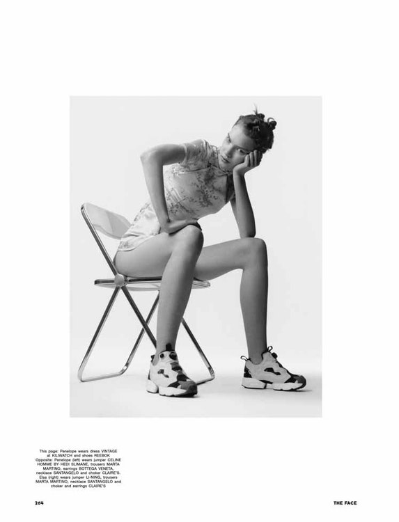 paper_muse's tweet photo. #TheFaceMagazine #6/ https://t.co/AnWHpYtwb2: GET HAPPY #ElsaGelhard &amp; #PenelopeTernes, Photo #IlyaLipkin, Styling #DannyReed
#SS21 #패션사진 #화보 https://t.co/thbWVY4aUV