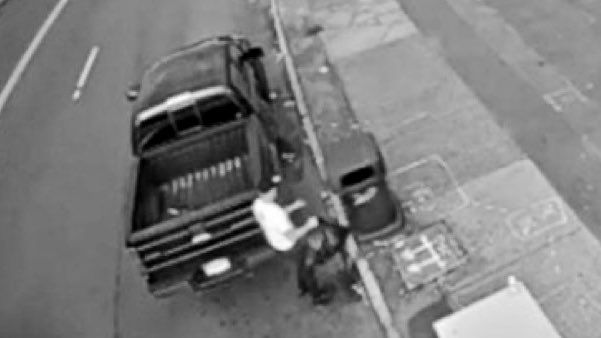 gods_girl1990's tweet photo. #fotisdulos disposing bags of murder clean up evidence, while #michelletroconis opens truck door to shield/conceal the view of the driver of the car trying to pull out of the parking lot. #murderride #cleanup #coverup #blockingview #hinderingprosecution #tamperingwithevidence https://t.co/ujZXB1mxrX