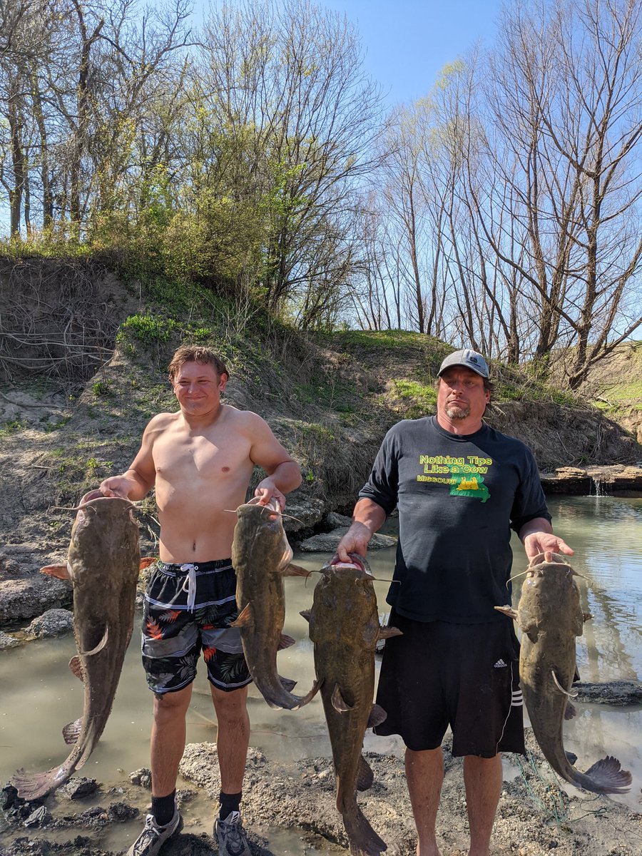 Had a great river trip this spring break! So nice to spend time away camping and catching big fish with my dad and family! 🐟