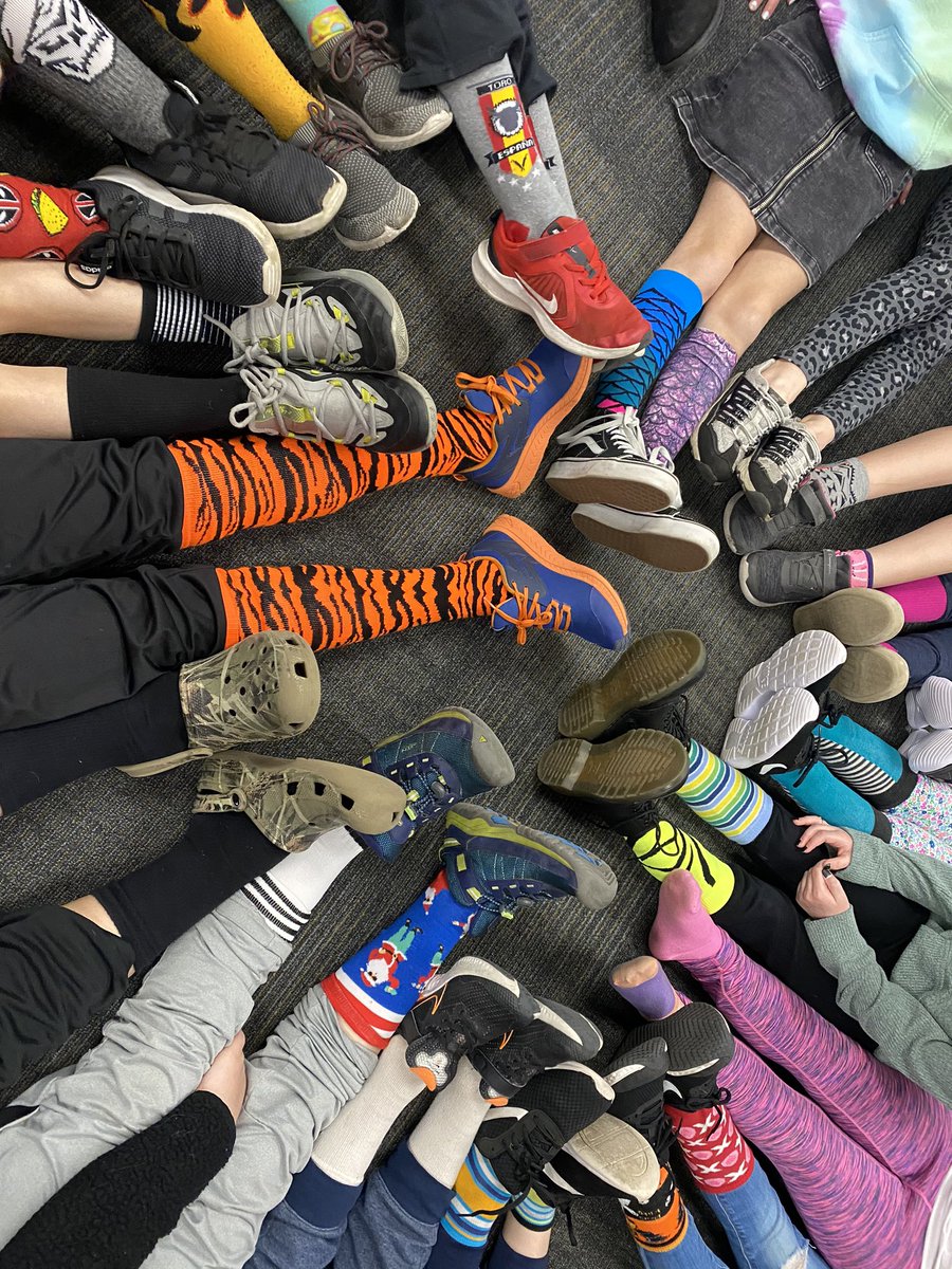 EckermanLeigh's tweet photo. https://t.co/EtD10nOEiW 3.21 World Down Syndrome Day💙💚❤️ https://t.co/RoGNMkuSA0