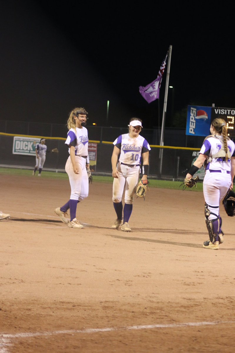 FletcherSoftba1's tweet photo. 6 Game #WinningStreak coming in. Catch @FletcherSoftba1 - the Pride of the Beaches:                                          -Tuesday @ @BartramSoftball                     -Wednesday vs @EpiscopalEagles          - Friday @AthleticsTca    @CFreemanJAX @JustinBarneyTV https://t.co/FE7OAcoLxk