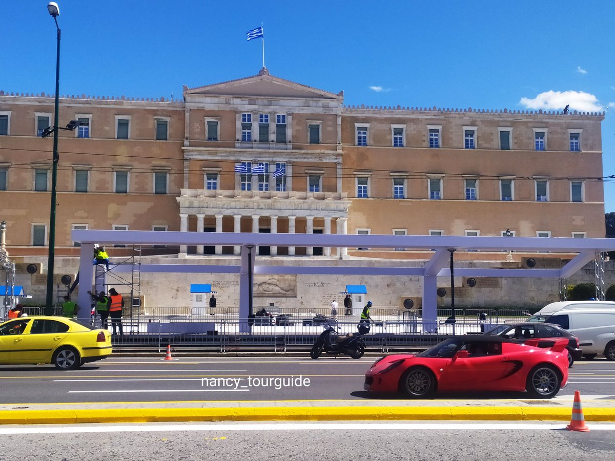 guidedbynancy's tweet photo. Προετοιμασία για την παρέλαση της 25ης Μαρτίου. #200χρονια 
Preparation for the #200years anniversary of the greek revolution. https://t.co/9g39F104LJ