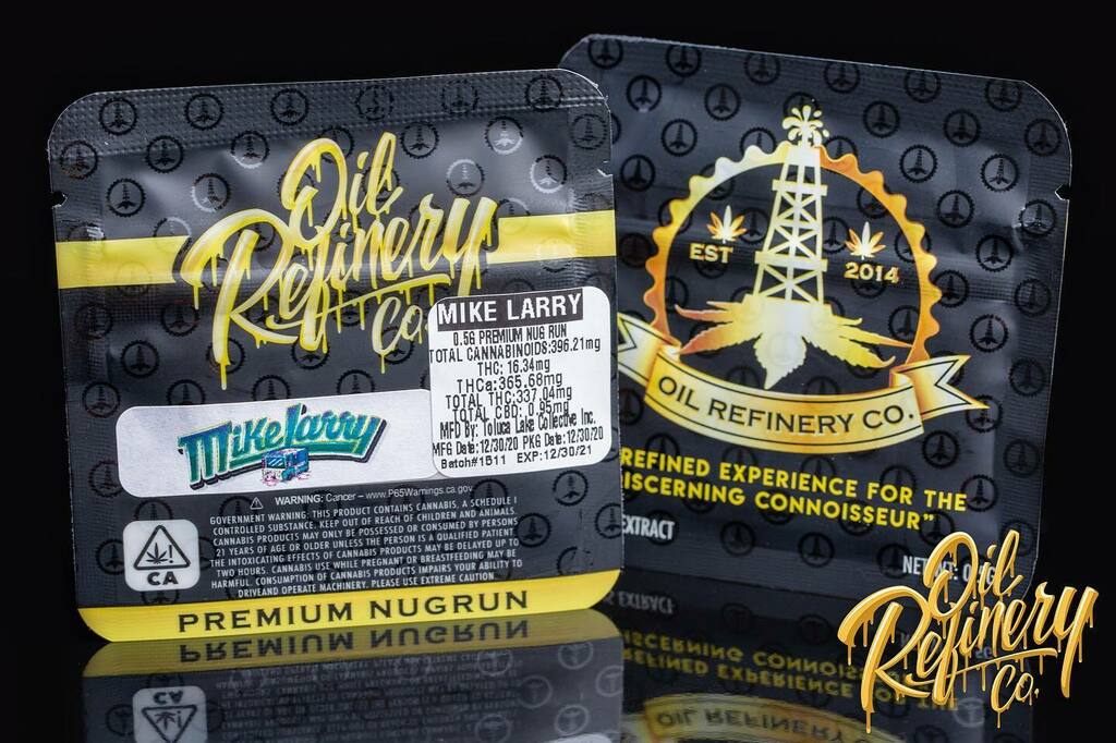 OilRefineryCo's tweet photo. Make &amp; Larry serving up the premium dabs!🍧⛽️💨 

#MikeLarry Premium Nug Run🍯

Processed in House by @tolucalakecollective x @oilrefinery.co 🔥 
.
.
. https://t.co/AQcFbiwBYI https://t.co/v7uS8qvh3p