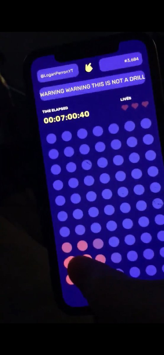 Logan_PerronYt's tweet photo. @MrBeast @Swagbacon123 Congrats everyone who participated I made it over 7 hours not asking for money at all can I just get some likes for the effort👏 https://t.co/vU4Y5vcTM1