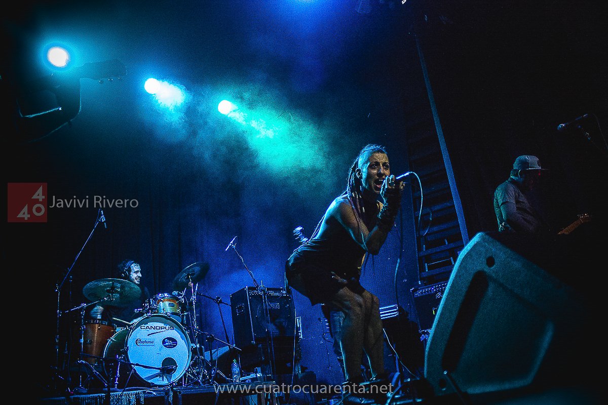 #Metal en #PlazaMateo para <a href="/4CuatroCuarenta/">Cuatro Cuarenta</a> 
👉 #DrRocka
.
#Metal #MetalBand #MetalPhotography #Rock #RockUruguayo #MetalFamily #LiveMetal #LivePhotography #MusicPhotography #Canon #CanonPhotography #CanonPhoto