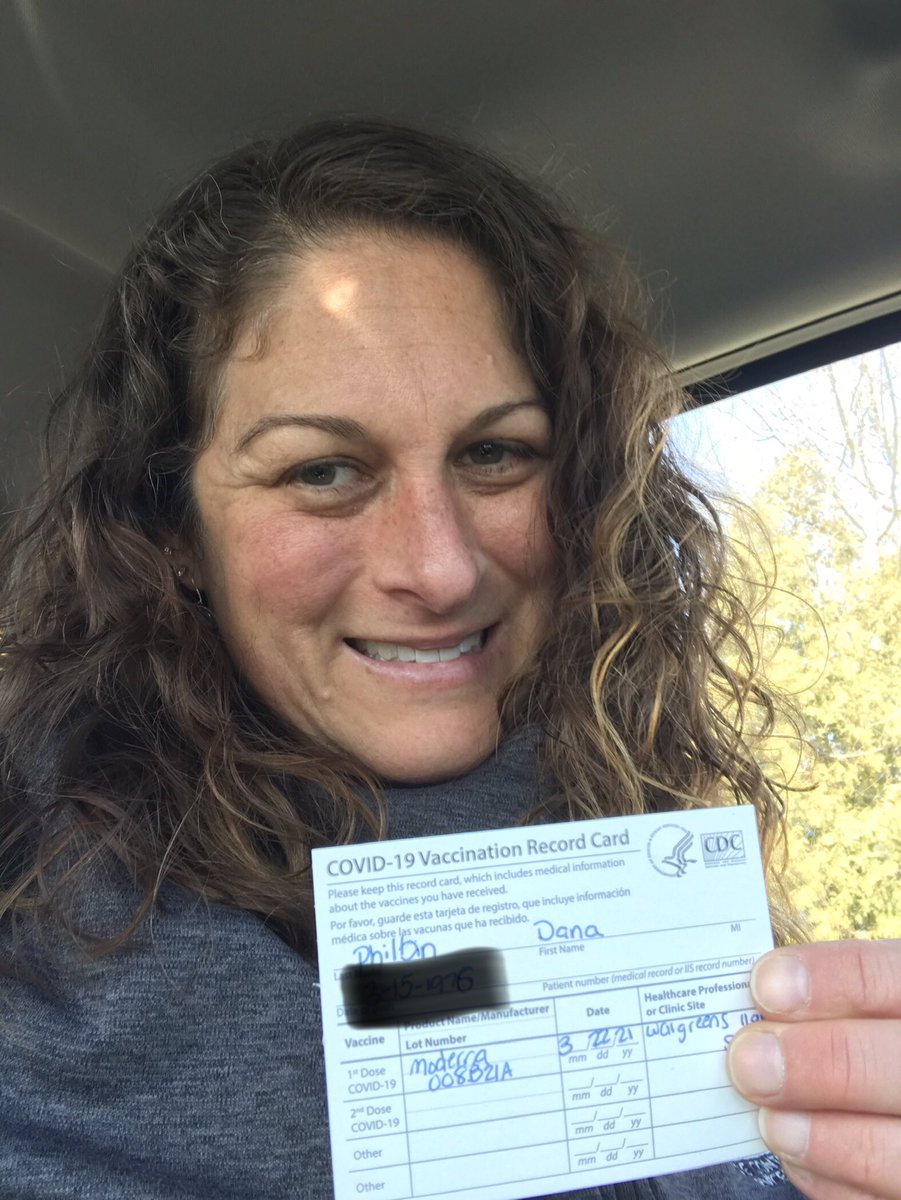 DanaPhilbin's tweet photo. Another 10k in the books and a little Covid 💉 vaccine to boot! Keep you body and mind healthy! https://t.co/LN4itohk2W