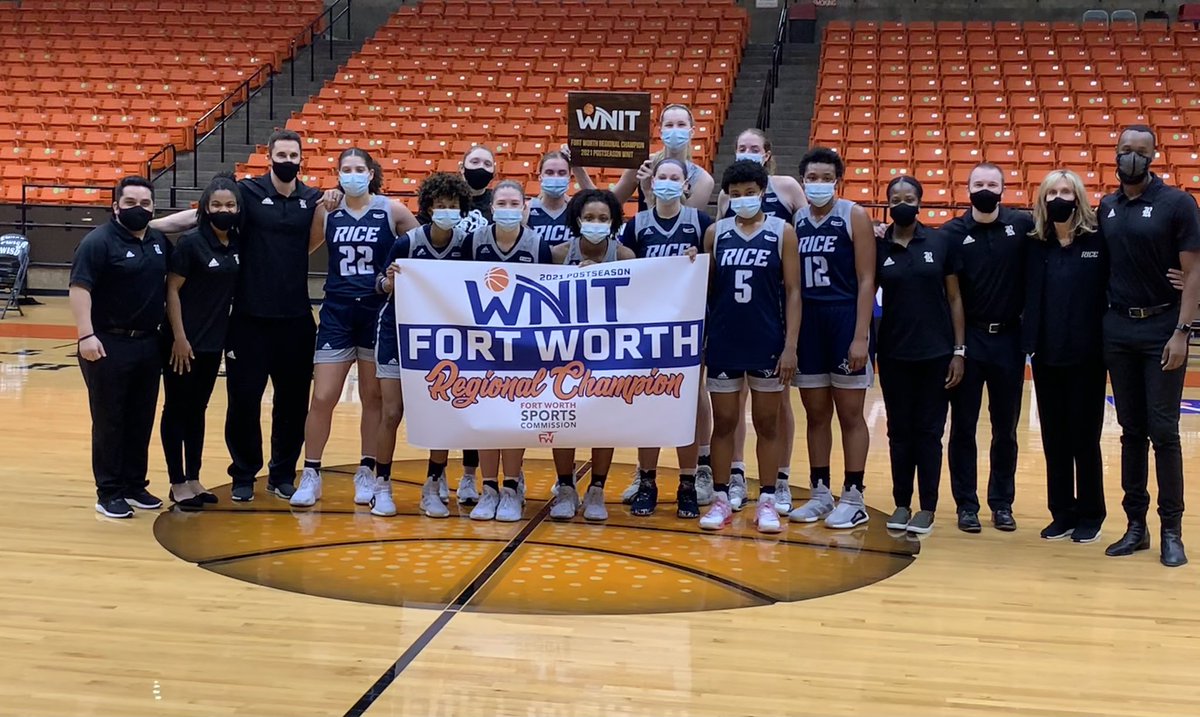 RiceWBB's tweet photo. The champs are here! 

#GoOwls👐 x #Ready4TheCall https://t.co/rEHJjtQJqO