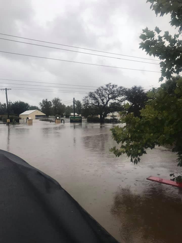 brookestilla's tweet photo. And to think that we are some of the lucky ones..... 💔😭💔😭  #alloutsafely #heartbreaking #thankful https://t.co/C7E5sZsiD5