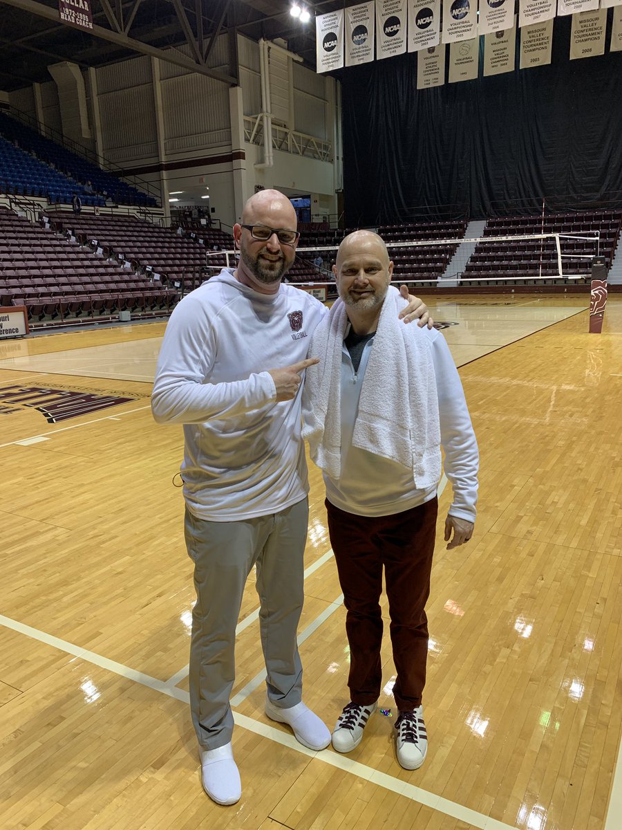 russ_vb_'s tweet photo. Proud and blessed to be by your side @coachmcroberts - 🅒🅞🅝🅖🅡🅐🅣🅢 on WIN # 6️⃣0️⃣0️⃣ 🐻 #poweradeshower @MOstateVB https://t.co/G4Bst50eSY