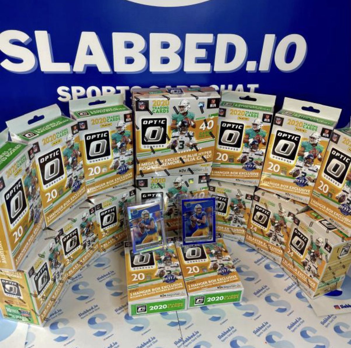 Slabbed_io's tweet photo. We’re LIVE on IG for a MONSTER 2021 Optic Football rip! A few spots left, pull up! https://t.co/trNvrrF1Bv