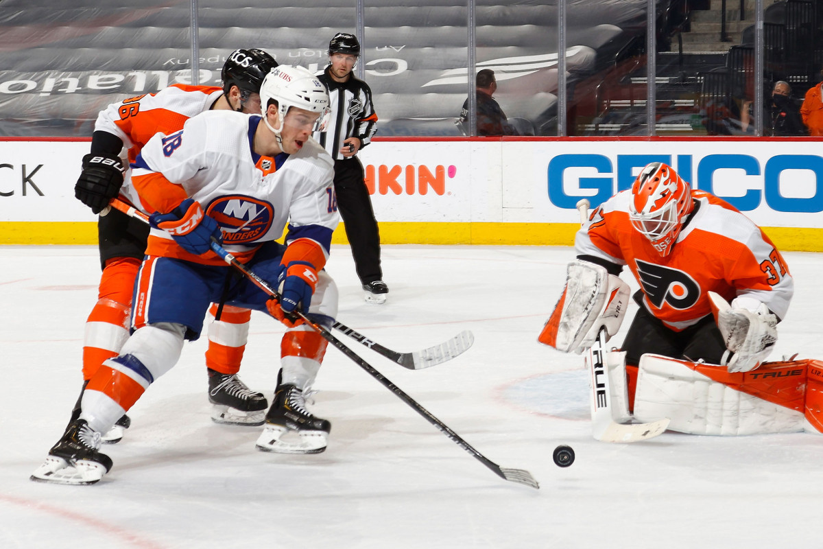 Red hot Islanders top Flyers on Anthony Beauvillier's OT goal