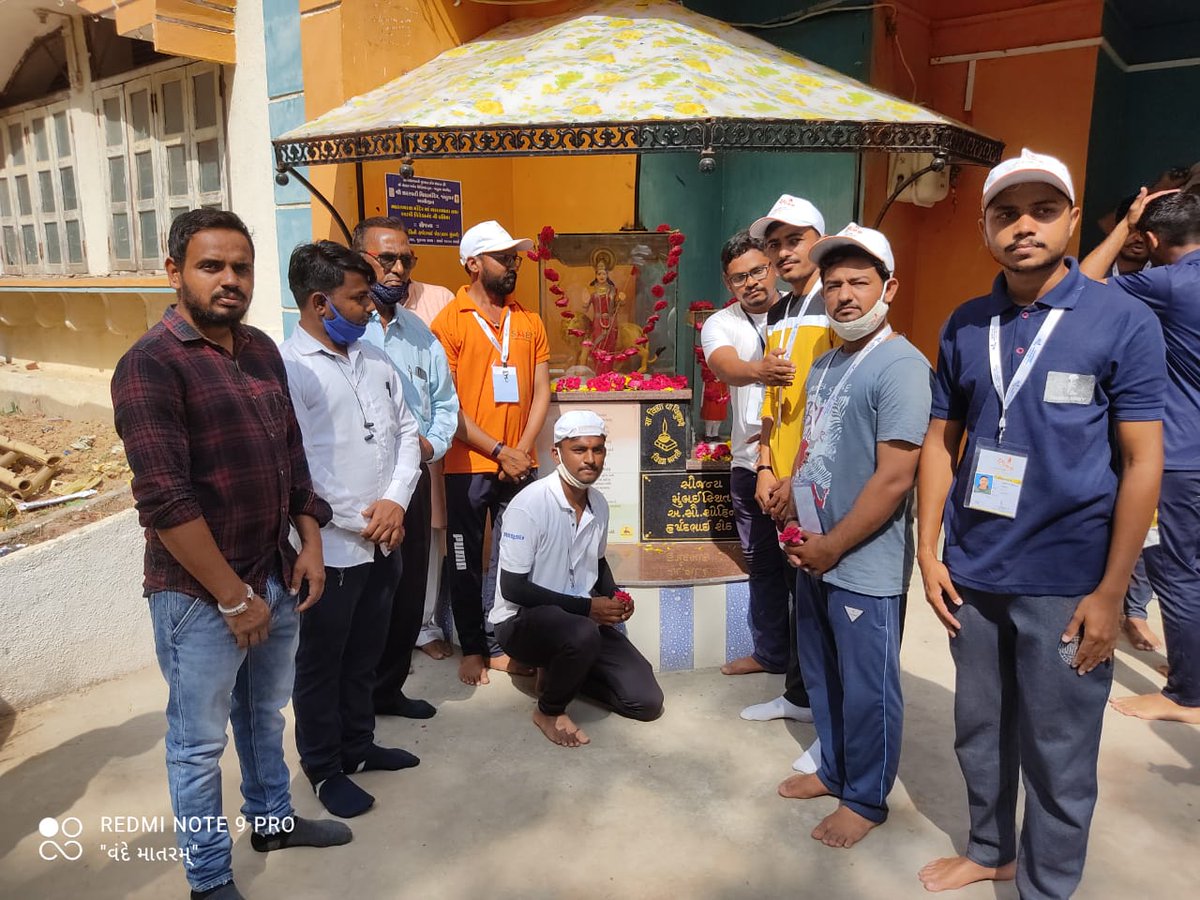GanpatsinghVapi's tweet photo. Day 11
ઐતાહાસિક દાંડી પદયાત્રા..
આઝાદી નો અમૃત મહોત્સવ.. #welcome_bharuch
#azadikaamrutmahotsav #DANDIMARCHULTRACHALLENGE 
#dandiyatra https://t.co/NlbJNOqRs3