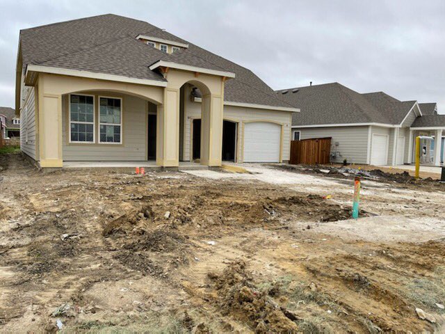 StanRealestate's tweet photo. It was a beautiful weekend and a great day for photos. I swung by to check out the progression of my #client’s #home. Contact me, #StanTheRealEstateMan, for #realestate needs! #daymondrealestate Daymond &amp; Co. Real Estate https://t.co/7tstxK8xJU