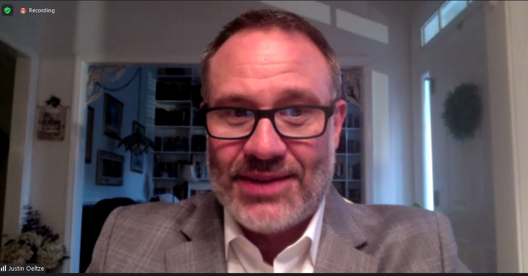 LeahWetzler's tweet image. Another fascinating 💻learning opp from @Georgiaecon w/ guest  @justin_highrize Tons of concepts applied to a burgeoning industry: supply/demand, govt regulation, competition, product differentiation, investments in equipment &amp;amp; human capital ✅📈#EconomicsIsEverywhere