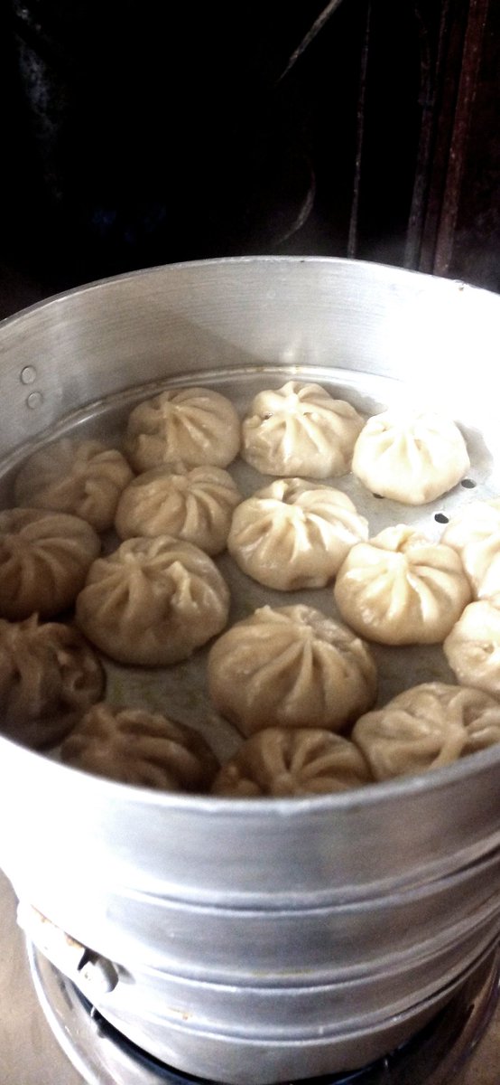 ShreedeepRay's tweet photo. I made some #momos during #ICANN70 #ICANNchef #ICANNcooking
#Momos represent #diversity as it is cooked in various parts of the world with various names #dimsum #ravioli
#asia
Enjoying 😍🥰😁 https://t.co/VdcwmO6ZvC