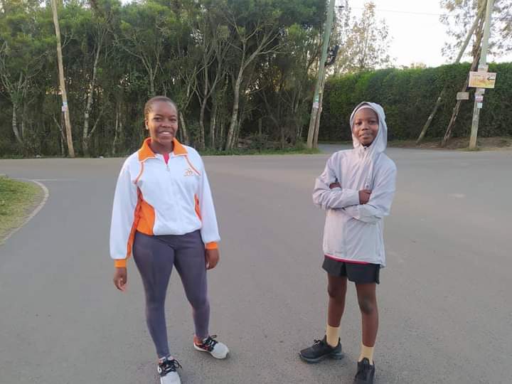 JoshuaKimkung's tweet photo. Running tip:

Don't start out running too fast. Give your body time to adjust to the strains of running.

#TipsTuesdays
#hikewithjoshua

#running https://t.co/reMLXRgM3x