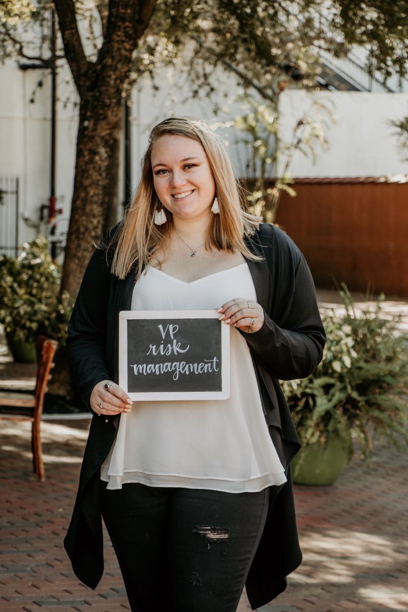FGCU Alpha Chi Omega tweet media