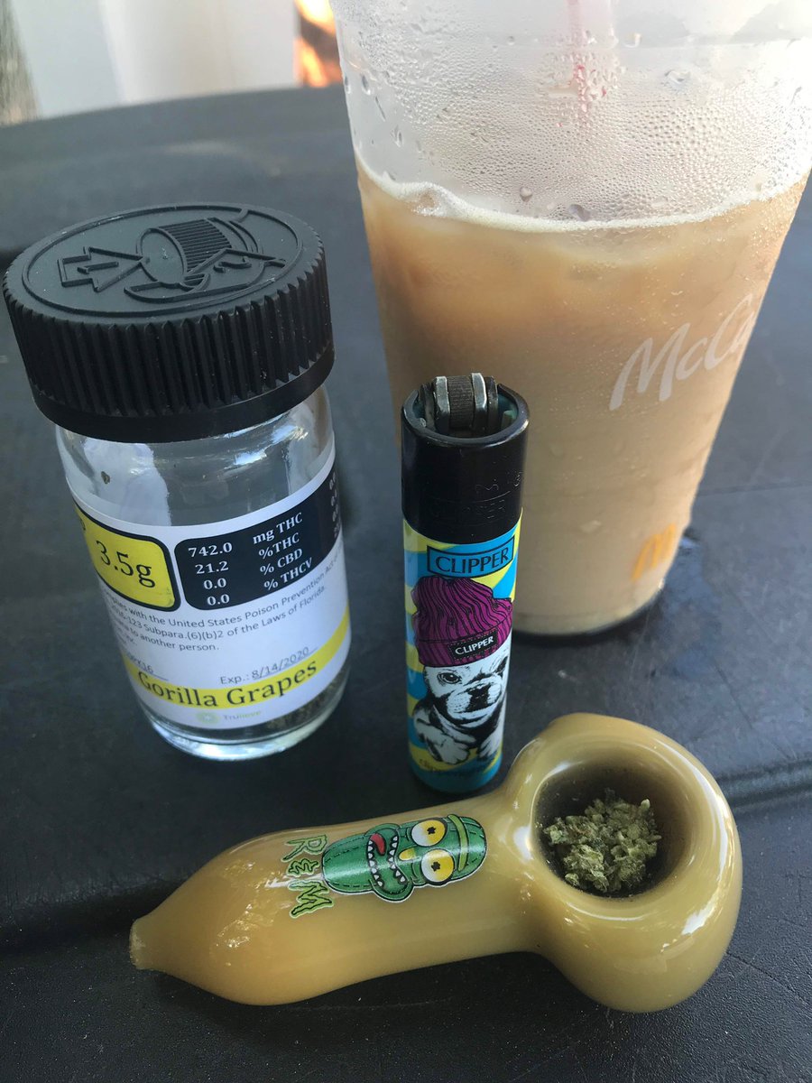 herbit420's tweet photo. Two years ago I purchased my first legal flower from a dispensary @Trulieve and it has been providing relief ever day since 😎🤘🔥💨💨#Throwback #TruFlower  #FreeTheFlower #ad https://t.co/fLjS5Jxq2U
