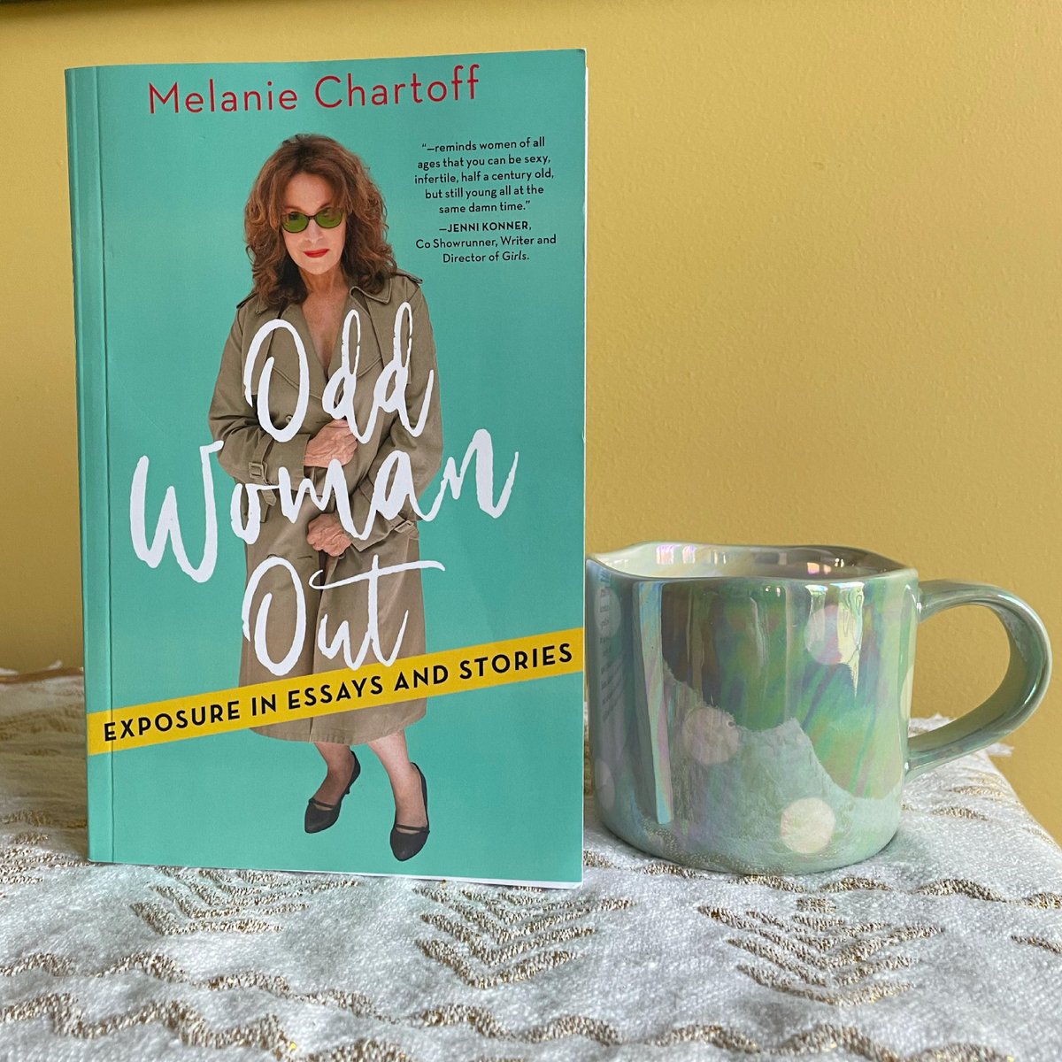 It’s Monday and I am having #CoffeeAndCurrentlyReading the memoir Odd Woman Out!  There’s nothing this lady hasn’t done. GoGo Dancer, Broadway actress, voice actor, and now author!  I love memoirs and I enjoyed this one by @melaniechartoff !