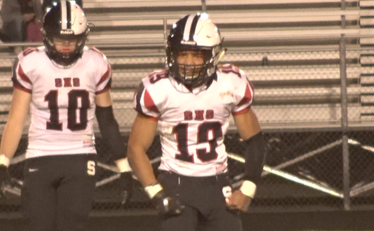 Channel1450com's tweet photo. Rochelle Accounts For Six Touchdowns To Lead Springfield High Past Lanphier:  (HIGHLIGHTS) https://t.co/wSbpMLylgs https://t.co/KqibqwZ0Hc