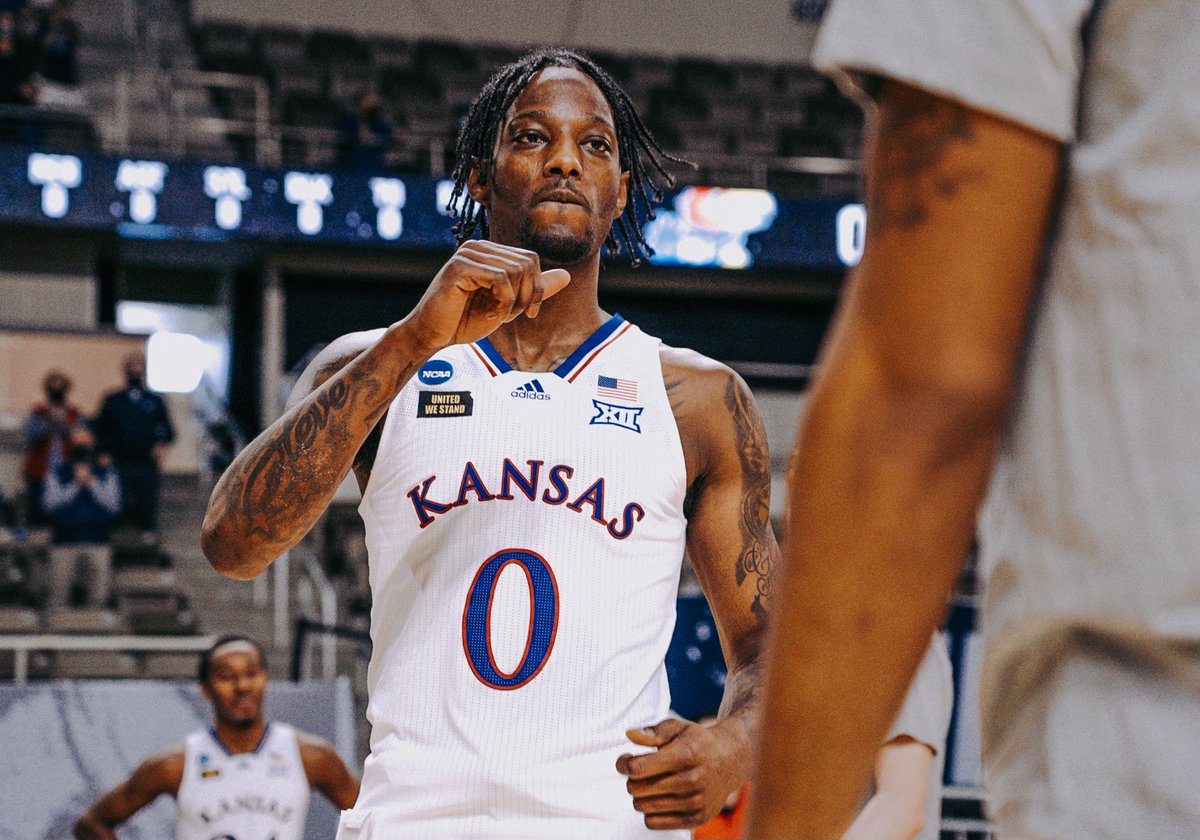 KUHoops's tweet photo. Not how we wanted it to end. 

Thank you to the fans who stuck by us through all the adversity and challenges this last year brought. 

And to our senior...We love you, #0. You’re the epitome of tough. Rock Chalk. https://t.co/K48W7m98JA