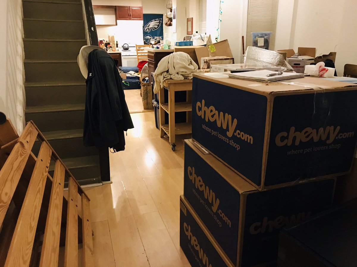 irenegoodnyte's tweet photo. boxes
#movingtomorrow https://t.co/uNFczOjESH