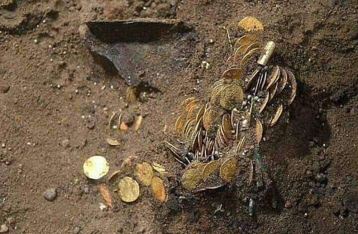 اللهم لنا أحبة تحت الارض .. فارزقنا رؤياهم