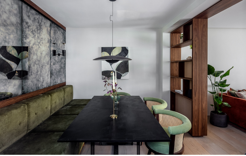 DeirdreDysonRug's tweet image. A stunning and deceptively spacious #Knightsbridge mews designed by our friends at #Echlin via @dezeen bit.ly/3jAAiRe