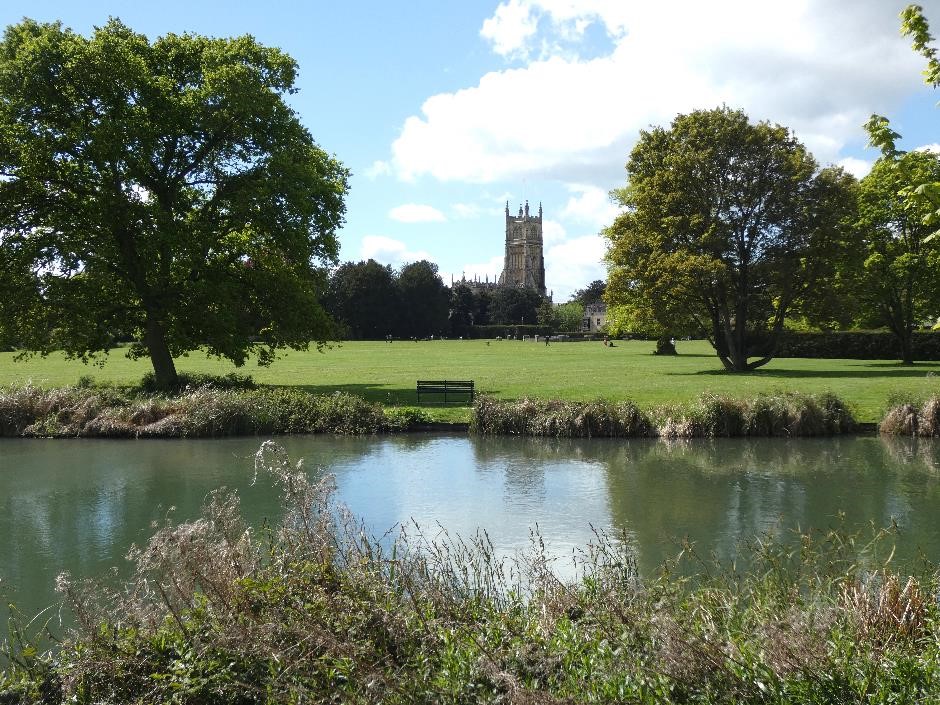 CotswoldsNL's tweet photo. The Cotswold Gateways project continues! Yesterday, interpretation panels went up in Cirencester & Winchcombe. If you live in/near these lovely towns - look out & see which routes you can explore #Cotswoldgateways #walkingandexploring #thecountrysidecode #handsfacespace https://t.co/UcPQLirYLD