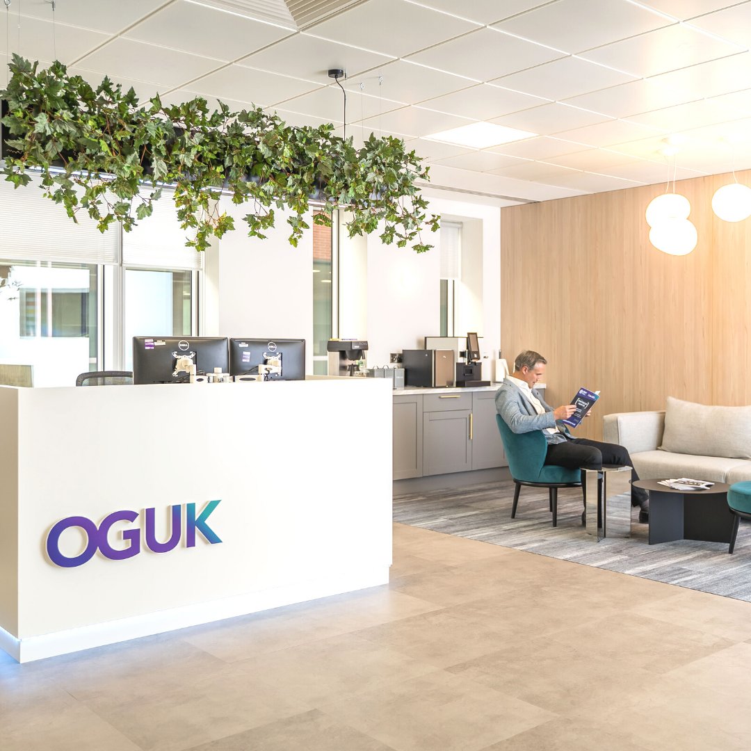 aureogroup's tweet photo. Office inspiration💡
It’s amazing how a few plants and new furniture can make your office look brand new! With our knowledge and expertise, we can help you to create the perfect interior for your workplace. 

Learn more👇
https://t.co/WOmVMOl5pZ

#officemakeover @oilandgasuk https://t.co/pCVCI58cjp