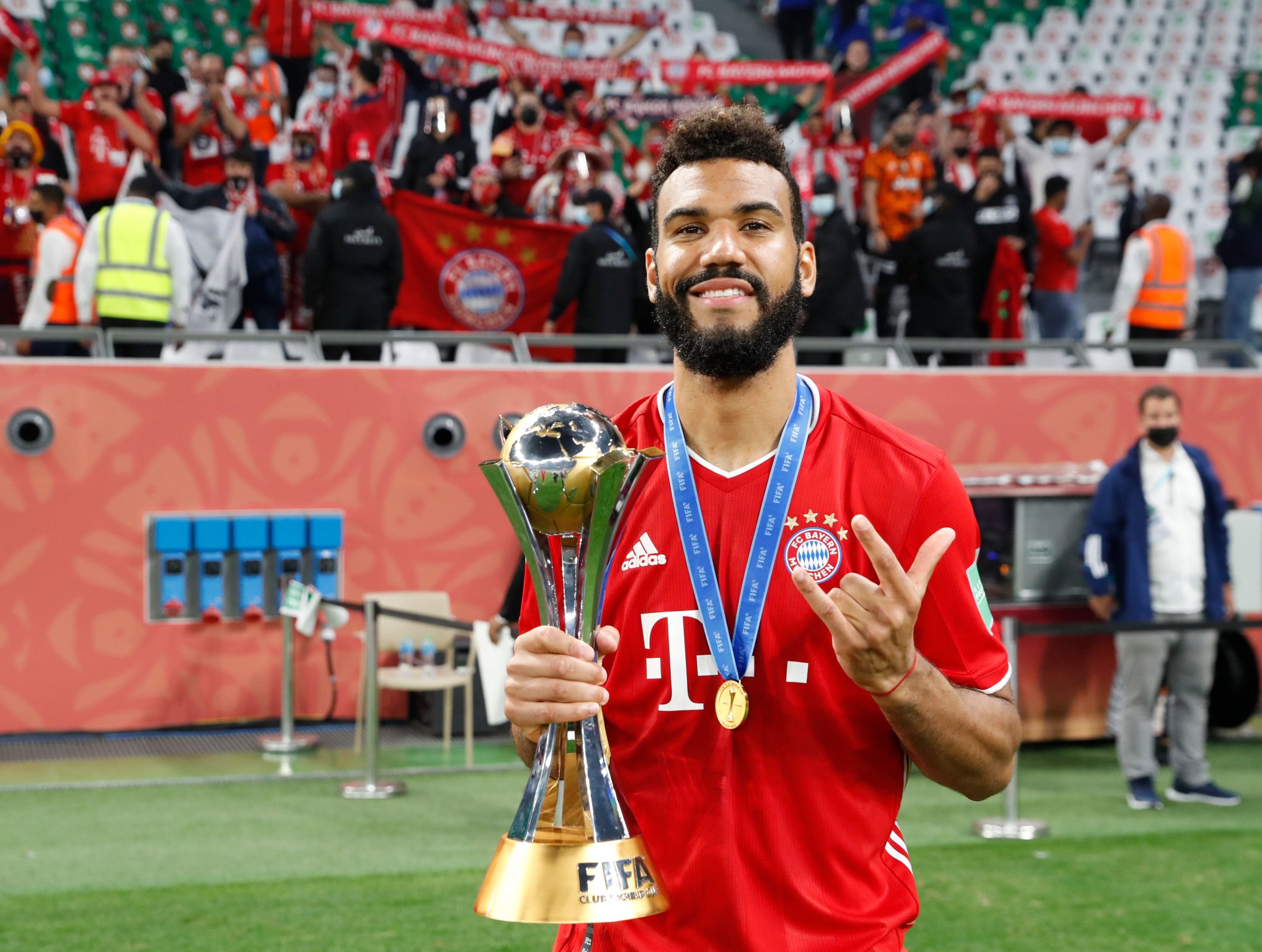 Happy 32nd birthday, Eric Maxim Choupo-Moting! 