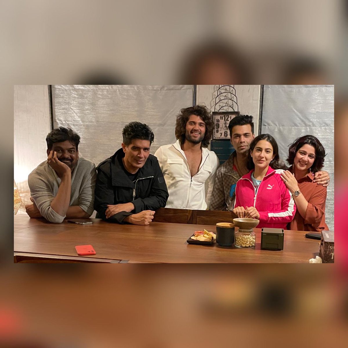 tn360_'s tweet photo. The Joyful Vibes of Team #LIGER ๐ฆ๐๐ฏ ๐
@TheDeverakonda @Charmmeofficial @karanjohar #SaraAliKhan @ManishMalhotra #purijagannadh
@PuriConnects @DoneChannel1 #ADDAA #mumbai #PC https://t.co/0jvOlLXH5O